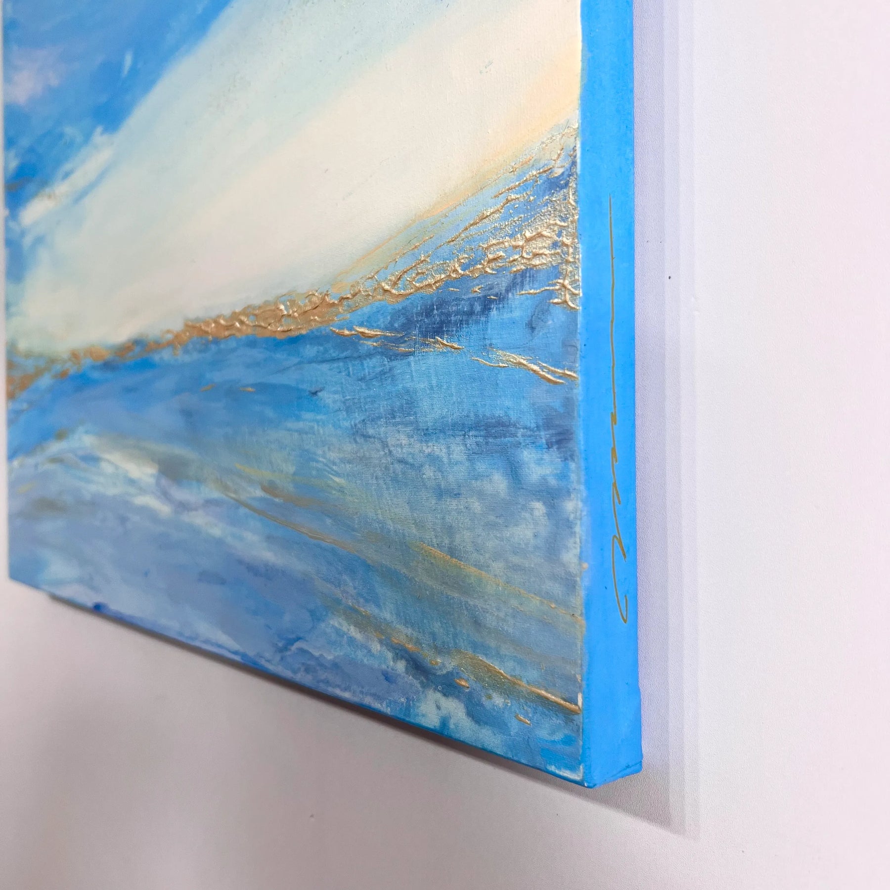 “BORDERLESS-SKY_2405061”